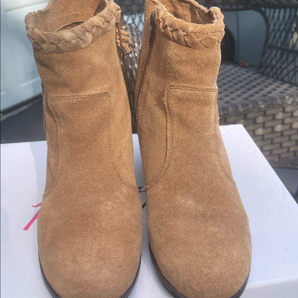 Matisse Braided Tan Ankle Booties worn once In box